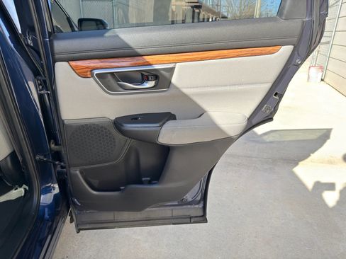 Used 2017 Honda CR-V EX image 27