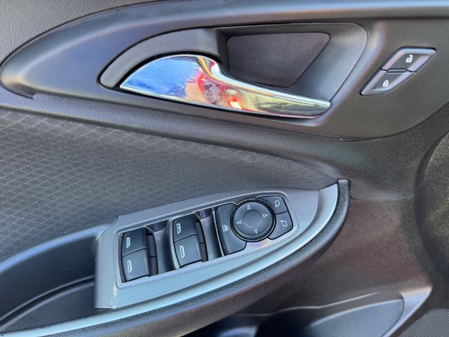 Certified 2025 Chevrolet Malibu LT FWD image 16