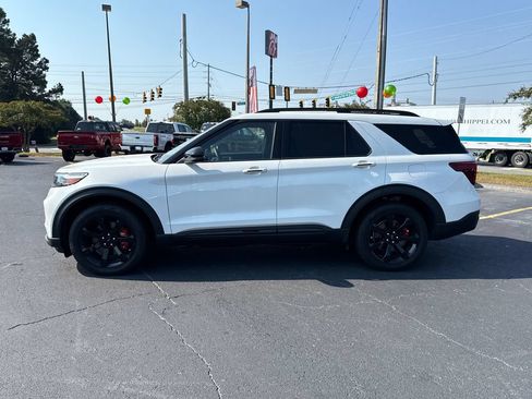 Used 2024 Ford Explorer ST w/ Equipment Group 401A AWD/4WD image 6