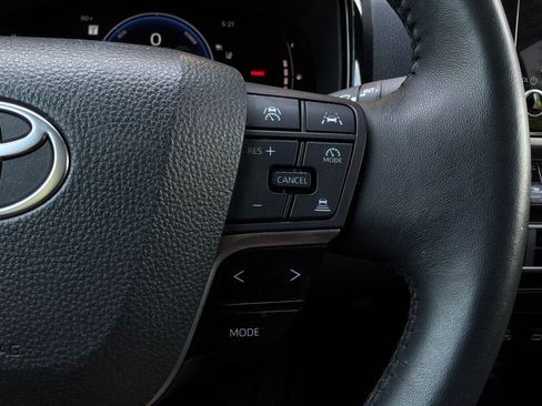 Used 2025 Toyota Camry LE w/ Convenience Package AWD/4WD image 36