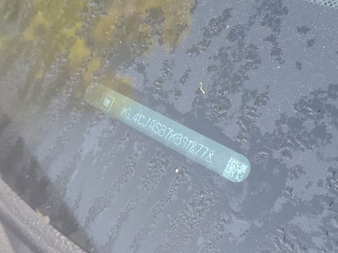 Used 2019 Buick Encore Preferred image 10