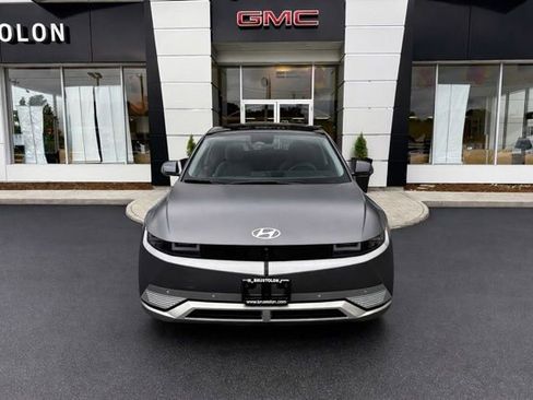 Used 2024 Hyundai Ioniq 5 Limited AWD/4WD image 2