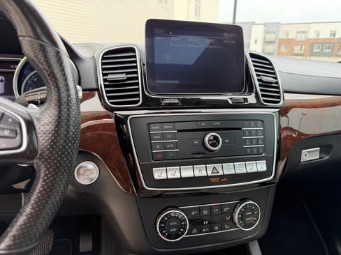 Used 2017 Mercedes-Benz GLS 450 4MATIC image 13