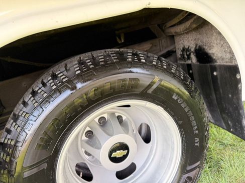 Used 2015 Chevrolet Silverado 3500 W/T image 52