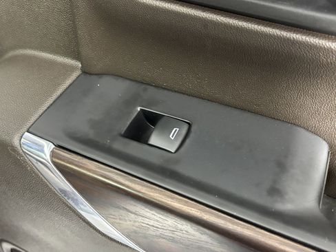 Used 2021 GMC Sierra 1500 SLT image 47