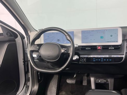 Used 2024 Hyundai Ioniq 5 SEL image 13
