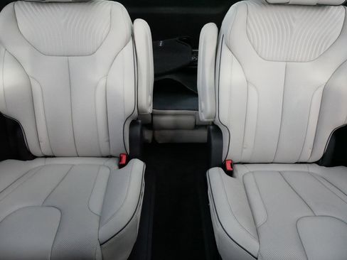 Used 2023 Hyundai Palisade Calligraphy w/ Cargo Package AWD/4WD image 13