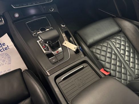Used 2019 Audi SQ5 Prestige w/ Prestige Package image 33