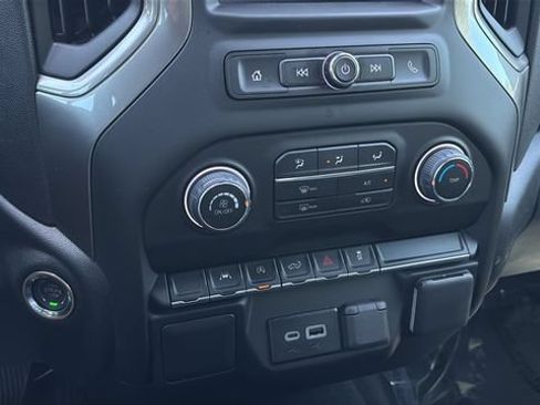 Used 2026 Chevrolet Silverado 1500 Custom w/ LPO, Dark Essentials Package AWD/4WD image 29