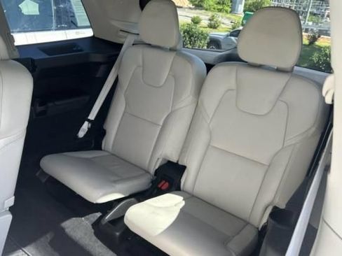 Used 2023 Volvo XC90 B6 Ultimate w/ Protection Package Premier AWD/4WD image 6