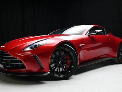 Used 2025 Aston Martin V8 Vantage