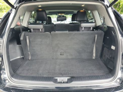 Used 2016 Toyota Highlander XLE AWD/4WD image 9