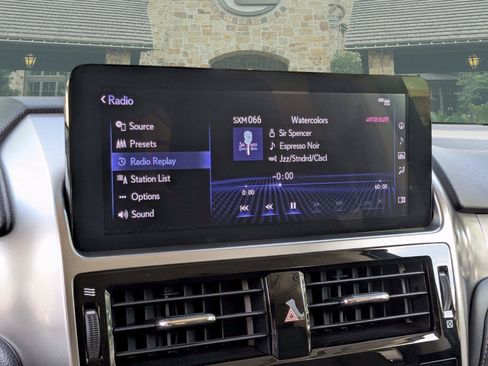 Used 2023 Lexus GX 460 Premium w/ Accessory Package AWD/4WD image 14