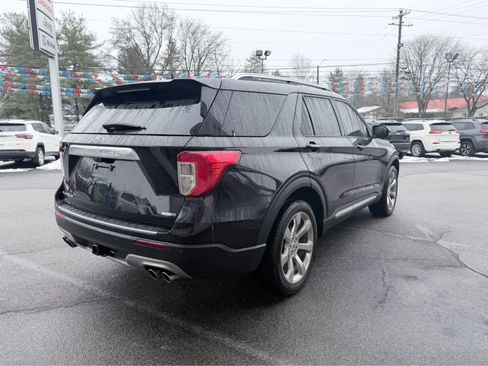 Used 2020 Ford Explorer Platinum w/ Premium Technology Package image 8
