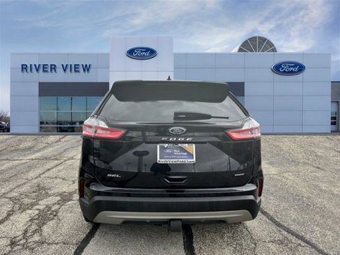 Certified 2022 Ford Edge SEL w/ Convenience Package image 5