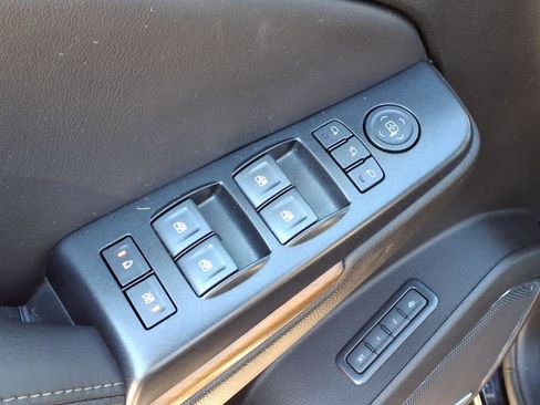 Used 2020 GMC Yukon Denali w/ Open Road Package image 16