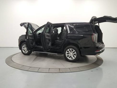 Used 2025 Chevrolet Tahoe Premier RWD image 14