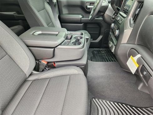 New 2026 Chevrolet Silverado 1500 Custom image 11