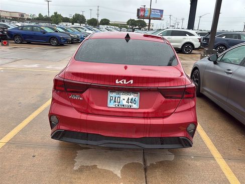 Used 2024 Kia Forte LXS FWD image 10