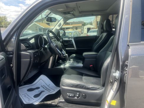 Used 2013 Toyota 4Runner Limited AWD/4WD image 9