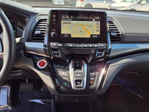 Used 2023 Honda Odyssey Elite image 22