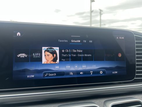 Used 2026 Mercedes-Benz GLE 53 AMG 4MATIC image 23