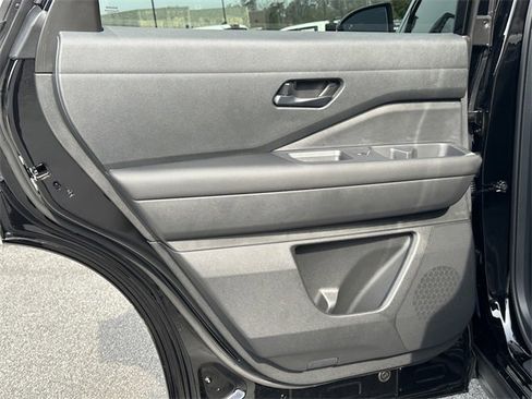 New 2026 Nissan Pathfinder Rock Creek image 17