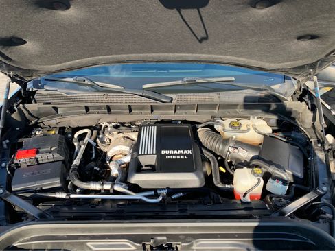 Used 2022 GMC Sierra 1500 AT4 w/ AT4 Premium Package image 8