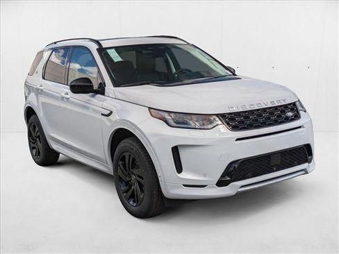 New 2025 Land Rover Discovery Sport S image 7