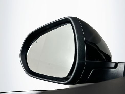 Used 2025 Buick Envista Preferred w/ Convenience I Package FWD image 16