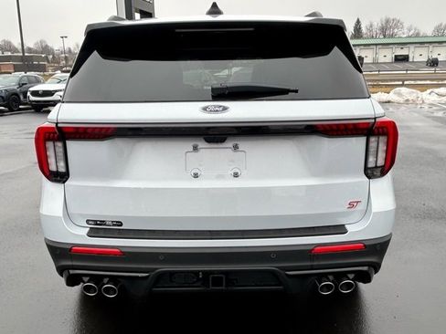 New 2026 Ford Explorer ST image 6
