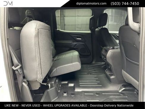 Used 2024 Chevrolet Silverado EV W/T AWD/4WD image 22