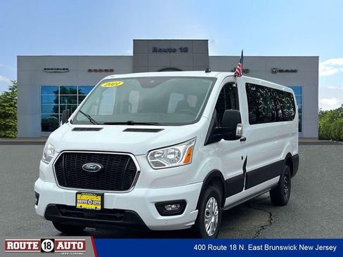 Used 2021 Ford Transit 350 XLT RWD image 2