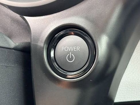 New 2026 Toyota Sienna XLE image 21