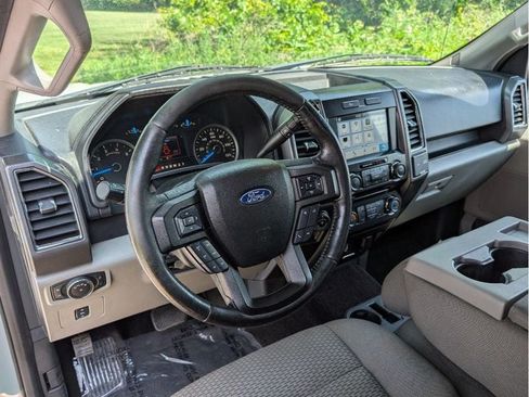 Used 2017 Ford F150 XLT w/ Equipment Group 302A Luxury AWD/4WD image 20
