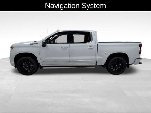 Used 2026 Chevrolet Silverado 1500 High Country AWD/4WD image 2