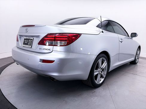 Used 2013 Lexus IS 250C w/ Luxury Pkg RWD image 8