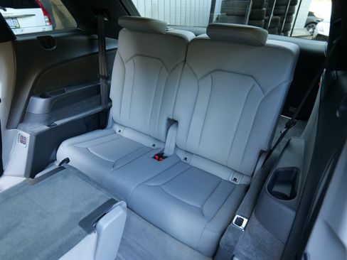 Used 2019 Audi Q7 2.0T Premium w/ Convenience Package image 49