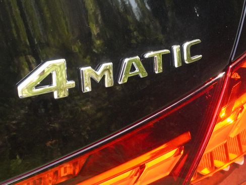Used 2025 Mercedes-Benz C 300 4MATIC Sedan image 37