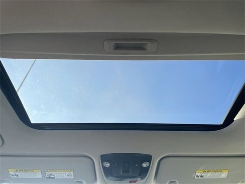 Used 2022 Kia Seltos EX image 21