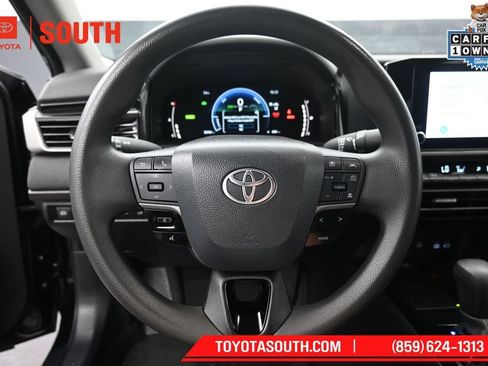 Used 2025 Toyota Camry LE w/ Convenience Package FWD image 23