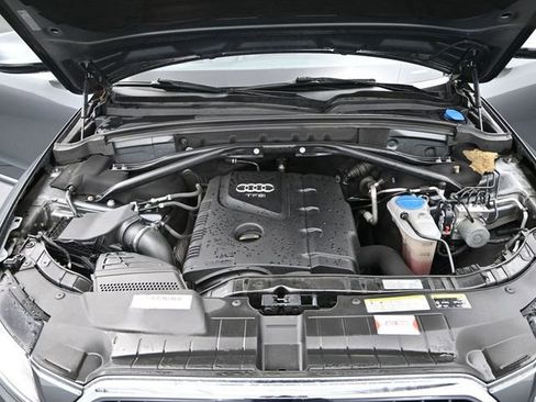 Used 2016 Audi Q5 2.0T Premium Plus w/ Technology Package image 23