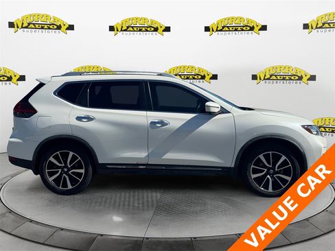 Used 2018 Nissan Rogue SL w/ Premium Package image 6