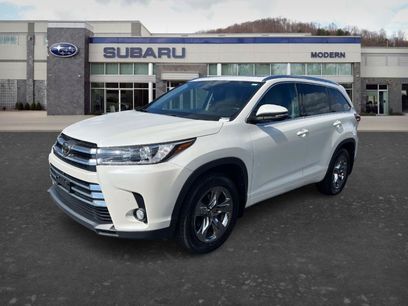 Used 2017 Toyota Highlander Limited Platinum