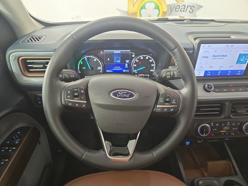 Used 2024 Ford Maverick Lariat image 14