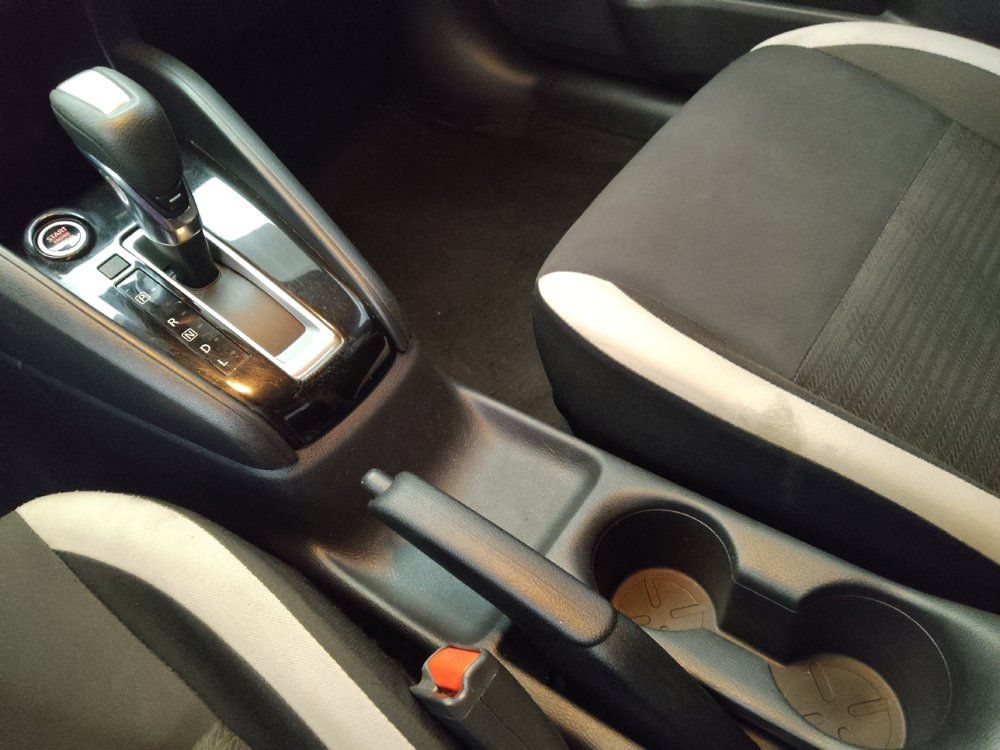 Used 2021 Nissan Versa SV FWD image 26
