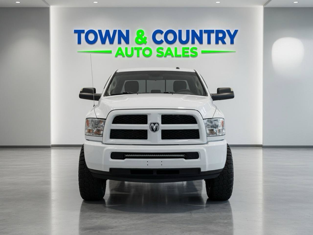 Used 2018 RAM 2500 SLT AWD/4WD image 9