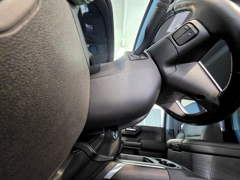 Used 2019 GMC Sierra 1500 SLT w/ SLT Premium Plus Package AWD/4WD image 24
