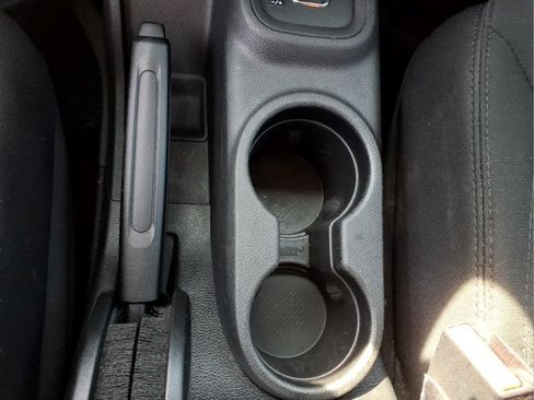 Used 2014 Jeep Wrangler Sport AWD/4WD image 17