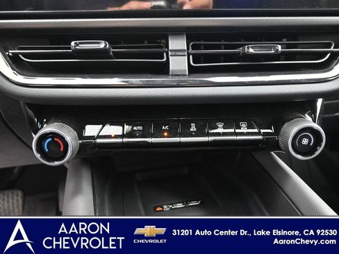 New 2025 Chevrolet Equinox EV RS image 10